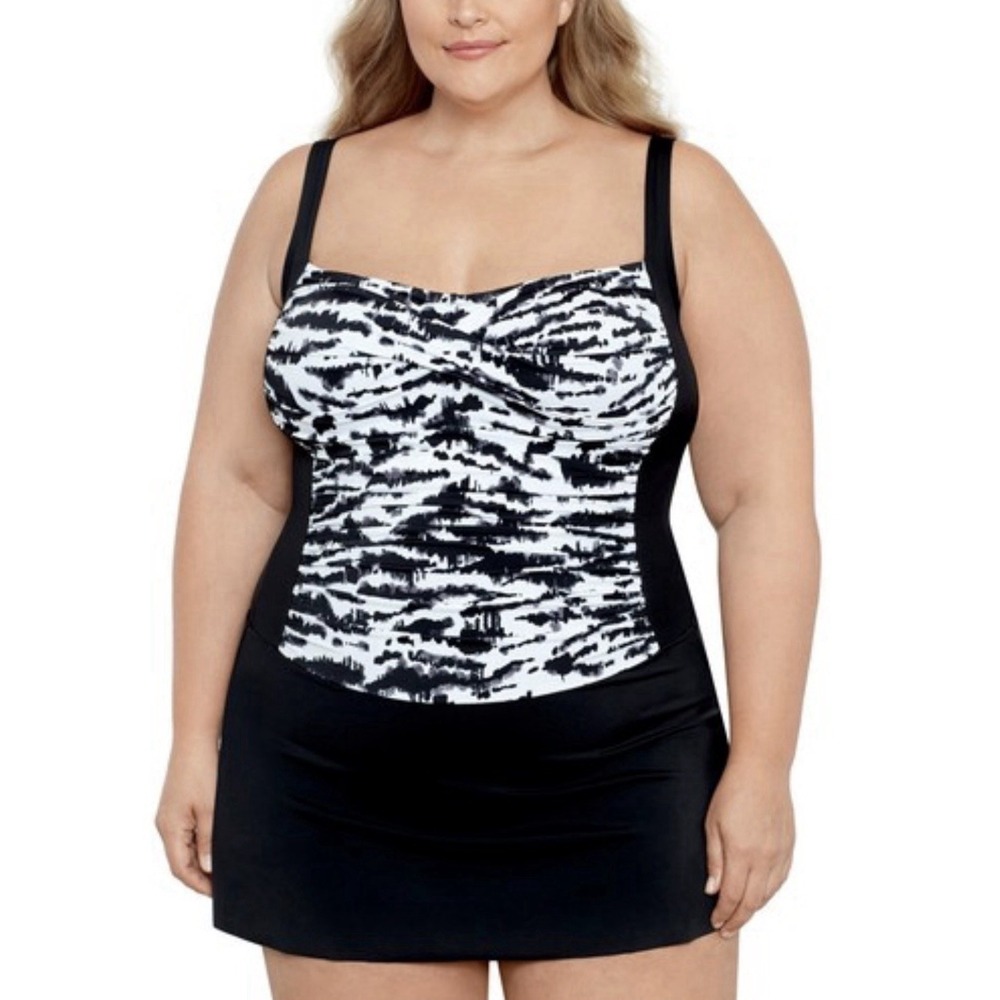 Swim Solutions Plus Size Tummy Control Swimdress Size 18W Twist Bra Skater